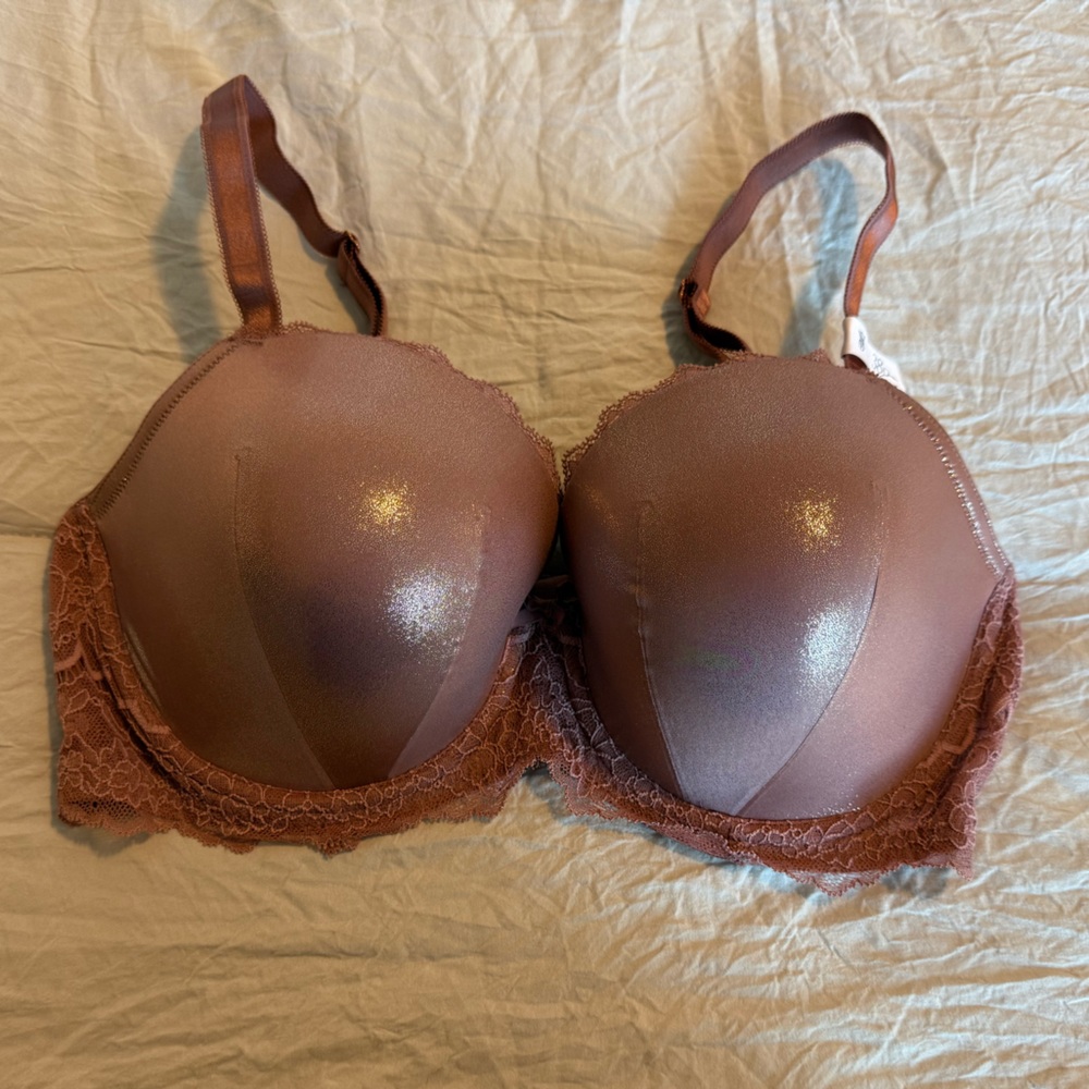 Victoria’s Secret Lightly Lined Bra